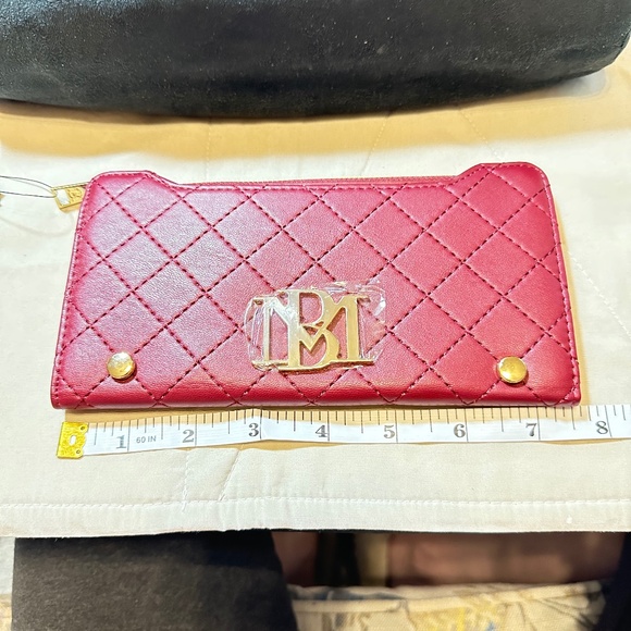 Badgley Mishka wallet, Maroon & gold. NWT - Picture 10 of 12